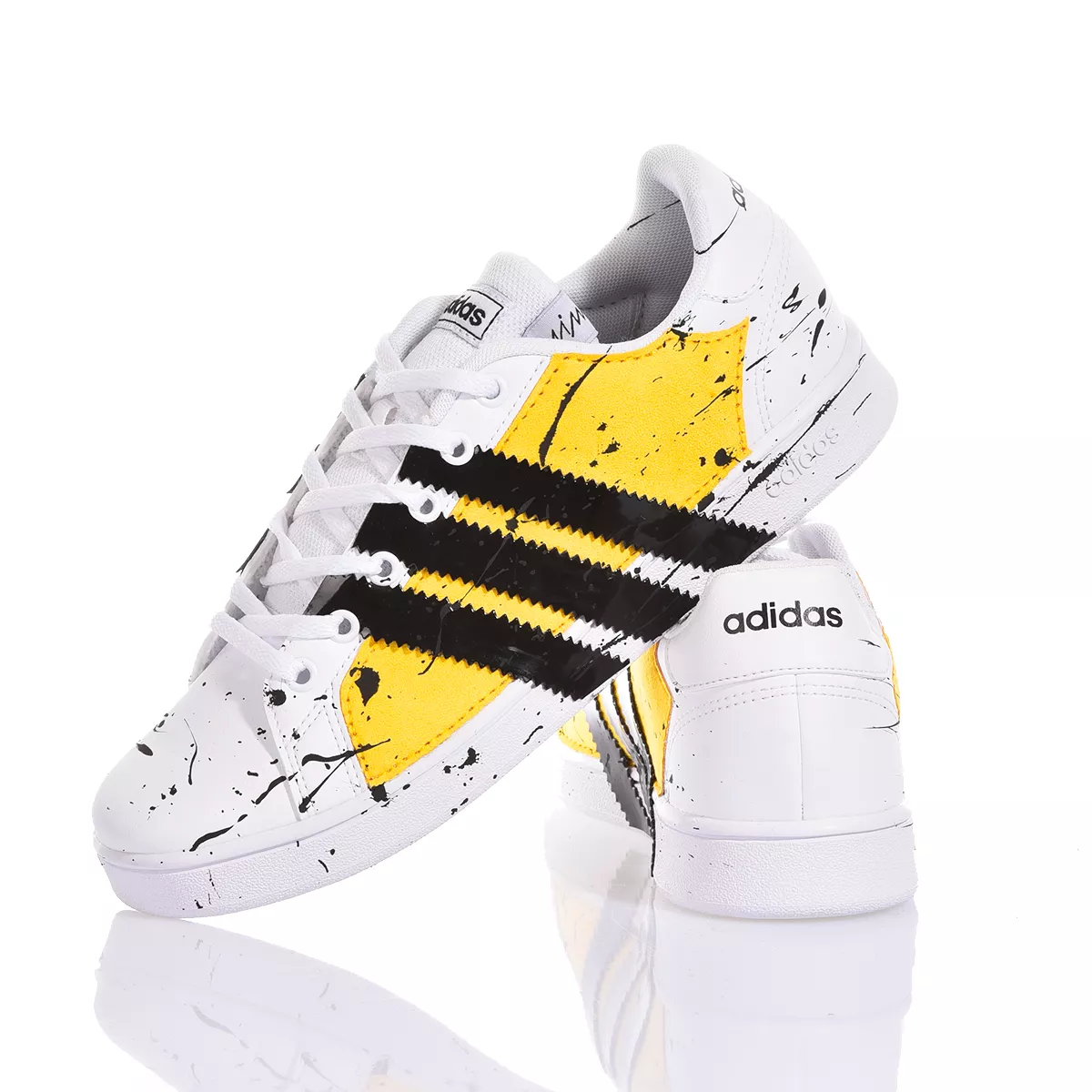 Adidas Bee Sketches Advantage Swarovski