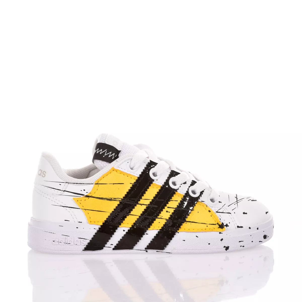 Adidas junior Bee Sketches Advantage Painted