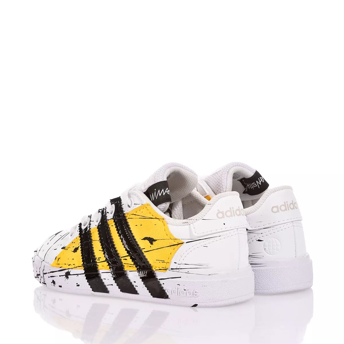 Adidas junior Bee Sketches Advantage Painted