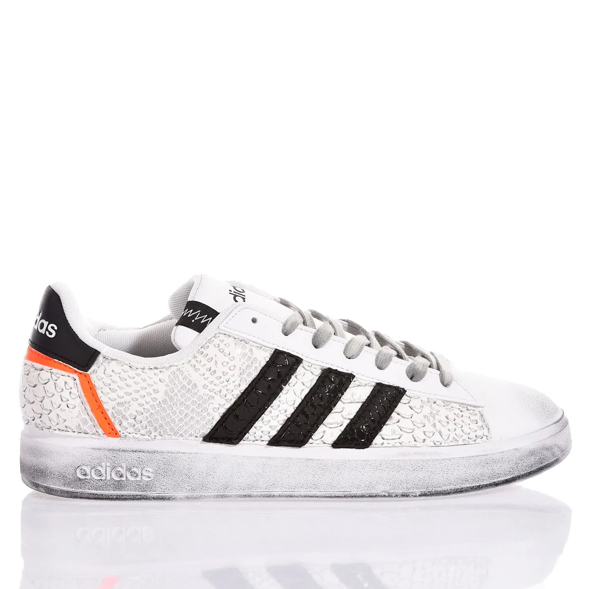 Adidas Traffic Orange Advantage Estampados de animal