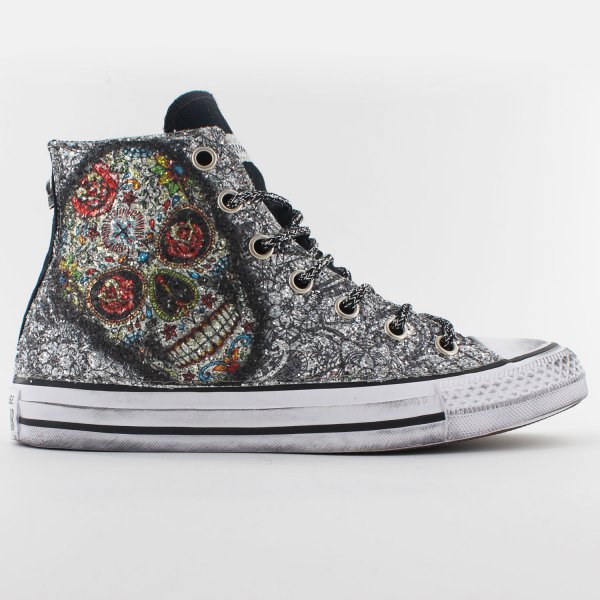 converse con teschi