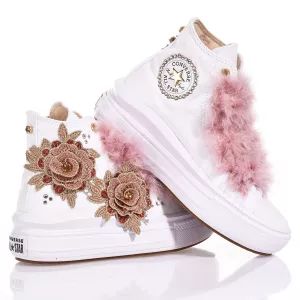 Converse Move Plumed Roses