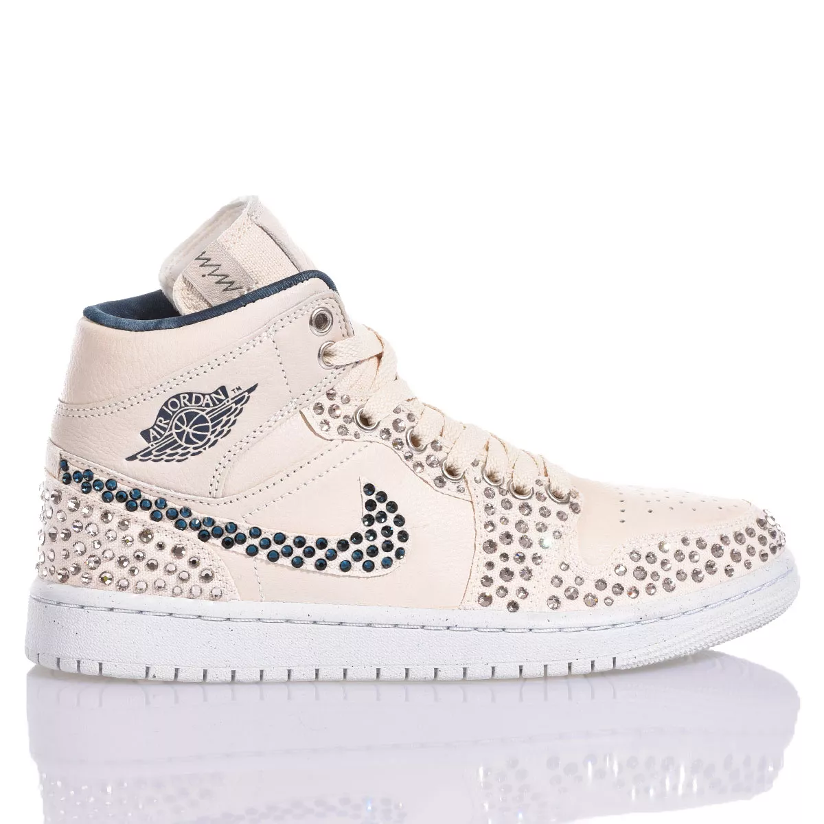 Nike Jordan 1 Sand Swarovski Air Jordan 1 Swarovski